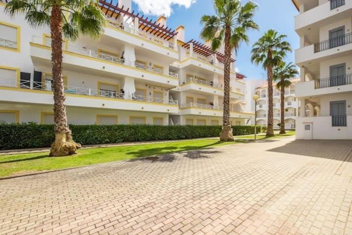 Apartment Alfarmar - Pool, Beach Only A Few Minutes Away Albufeira Exterior foto