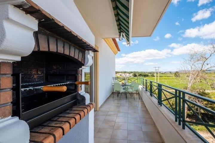 Apartment Alfarmar - Pool, Beach Only A Few Minutes Away Albufeira Exterior foto