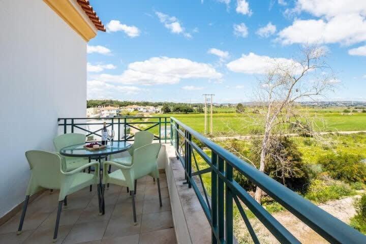 Apartment Alfarmar - Pool, Beach Only A Few Minutes Away Albufeira Exterior foto